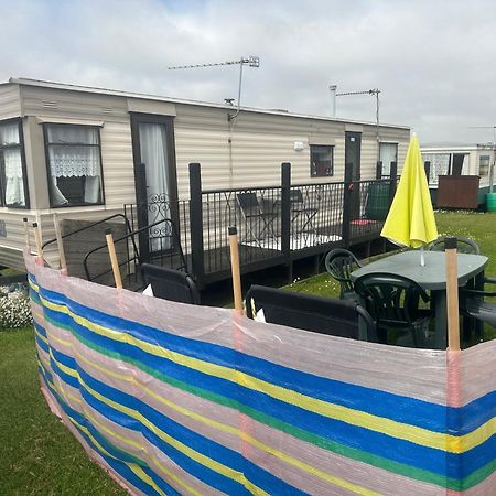Tracy'S Holiday Home - Static Caravan Hemsby Buitenkant foto